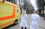 Mediķu protestā pie Saeimas sola pulcēties aptuveni 1000 medicīnas darbinieku