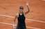Mugurusa sagrauj Šarapovu un pārliecinoši iekļūst "French Open" pusfinālā