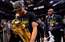 Pamatīga ballīte un šampānieša jūra! Kā "Warriors" basketbolisti ģērbtuvēs svinēja NBA titula izcīnīšanu