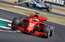 Fetels izcīna uzvaru dramatiskā un ar sadursmēm bagātā F1 Lielbritānijas GP