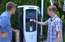 "900 sekundes" testē jaunās elektromobiļu uzlādes stacijas