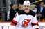 Vēzi uzveikušais Boils ar "hat‑trick" kaldina "Devils" uzvaru pret "Penguins" cīņai ar slimību veltītā spēlē