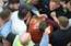 Pārliecinoši pasaulē brutālākais sporta veids! Anglijā noticis gadskārtējais "Atherstone Ball Game"