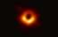 Vēsturisks sasniegums: astronomiem izdevies uzņemt pirmo melnā cauruma fotogrāfiju