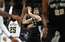 Dāvja Bertāna "Spurs" pēc vājas pēdējās ceturtdaļas zaudē Denveras "Nuggets"