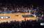 Paklupa aiz līnijas! Viens no Kuruca treneriem, skrienot izšķirt saķeršanos, amizanti nokrīt