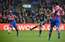 "Leicester City" iesit divus vārtus un izbraukumā uzvar "Crystal Palace"