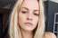 Modele Ginta Lapiņa publisko seksīgu foto no guļamistabas