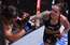 UFC oktagona karaliene Nunjesa brutālā cīņā uzvar Spenseri un aizstāv savu titulu