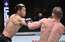 Sato Lasvegasas būrī UFC cīņas sākumā trāpa spēcīgu kreiso un 45 sekundēs piebeidz Vitu