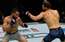 UFC Cīņu salas galvenajā duelī Katars pēc punktiem uzvar Igi