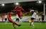 Arī "Liverpool" zaudē punktus, izbraukumā spēlējot neizšķirti ar "Fulham"