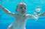 Grupu "Nirvana" tiesā iesūdz vīrietis, kura foto redzams uz albuma "Nevermind" vāka