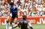 Izsolē iespējams iegādāties 1986. gada Pasaules kausa Maradonas kreklu