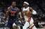 "Heat" vēlreiz savā laukumā pārspēj "76ers"