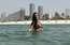 Dālija Gaile bauda brīvdienas Dubaijā, izrādot kārdinošas formas bikini