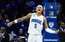 Bankero ar 29 punktiem kaldina "Magic" panākumu pār "76ers"
