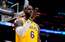 Džeimss "uguņo" un iemet 48 punktus, "Lakers" apspēlē "Rockets"