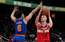 Atkal vecā dziesma – "Knicks" fani Vašingtonā izsvilpj Porziņģi