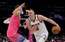 NBA Rietumu līderi Denveras "Nuggets" apspēlē Porziņģa "Wizards"
