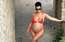 Pēdējā grūtniecības trimestrī Kortnija Kardašjana izrāda formas bikini