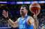 Brīnumbērns Dončičs pārbaudes spēlē izskolo un nogulda uz dēļiem Grieķijas basketbolistu