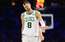 Vai Deriks Vaits apsteigs Porziņģi cīņā par vietu NBA "All‑Star" spēlē?