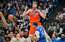 Bertāns gūst trīs punktus "Thunder" uzvarā NBA spēlē