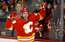 Bļugera "Canucks" maiņas darījumā iegūst vienu no "Flames" līderiem Lindholmu