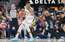 "Bucks" aptur "Hawks" četru uzvaru sēriju; "Magic" pārspēj "Grizzlies"