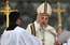 Spītējot bažām par veselību, Pāvests Francisks vada Lieldienu Misi