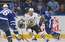 "Bruins" viesos apspēlē "Maple Leafs"; "Islanders" papildlaikā pieveic "Hurricanes"