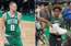 Sirsnīgi! Porziņģis jaunam "Celtics" fanam uzdāvinājis savas NBA čempionu kedas