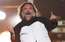"Nākamreiz trāpi!" Jokojot par atentātu pret Trampu, grupa "Tenacious D" atceļ turneju