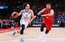 "Anadolu Efes" gandrīz mēnesi nevarēs palīdzēt komandas kapteinis Larkins