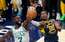 "Celtics" pēdējā ceturtdaļā atspēlē 21 punkta deficītu, tomēr papildlaikā piekāpjas "Pacers"
