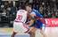 Šmits realizē vienu tālmetienu, "Anadolu Efes" zaudē "Paris"