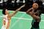 "Celtics" sezonas pirmajā NBA kausa spēlē piekāpjas "Hawks"