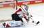 Gudļevskis ar 24 atvairītiem metieniem palīdz "Fischtown Pinguins" uzvarēt DEL mačā