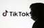 Baidens neaizliegs "TikTok" – soctīklu platformas liktenis paliks Trampa rokās