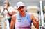 Švjonteka apspēlē Šramkovu un kļūst par uzvarām bagātāko aktīvo "French Open" tenisisti