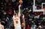 Porziņģa rezultatīvākajā spēlē Atlantas kreklā "Hawks" pārliecinoši uzvar "Pelicans"