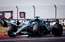 F1 Ķīnas "Grand Prix" sprinta kvalifikācijā pirmo starta rindu aizņem "Mercedes" piloti 