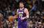 "Lakers" zvaigzne Dončičs savainojumu dosies ārstēt uz Eiropu