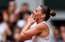 Pārsteidzošā Kostjuka "French Open" astotdaļfinālā sakauj četrkārtējo čempioni Švjonteku