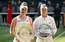 Čehiete Noskova Vimbldonas finālā uzvar tautieti Muhovu un izcīna savu pirmo "Grand Slam" titulu