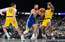 "Warriors" otro reizi nedēļas laikā pieveic Losandželosas "Lakers"