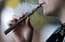 E‑cigarešu šķidrumu melnais tirgus ir reāla problēma skolēnu vidū, norāda ministrs