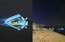 Nakts glābšanas darbi Rīgā – no upes izvilkta automašīna ar piekabi